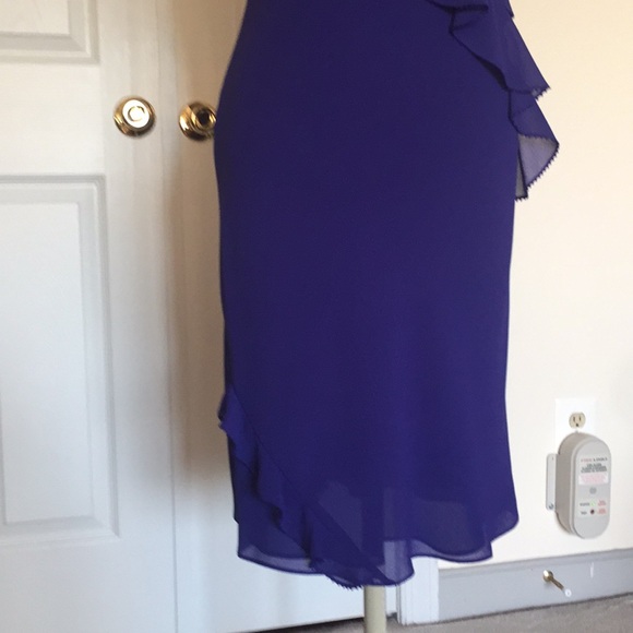 Semi formal dress - Picture 6 of 6